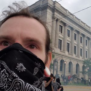 Meet your Posher, Robert